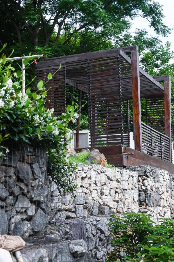 Anisa Guesthouse 索赫燕杜 外观 照片